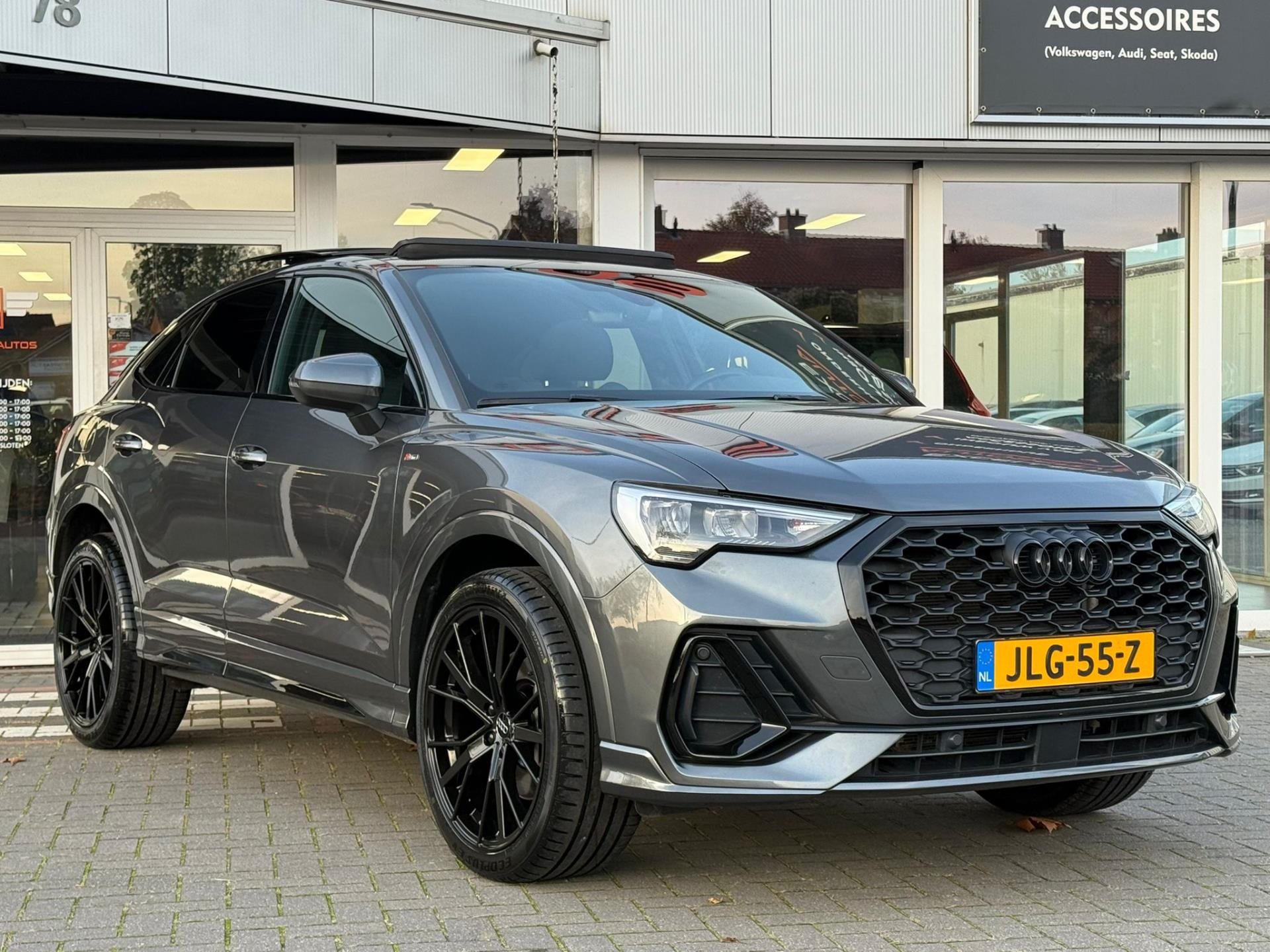 Hoofdafbeelding Audi Q3