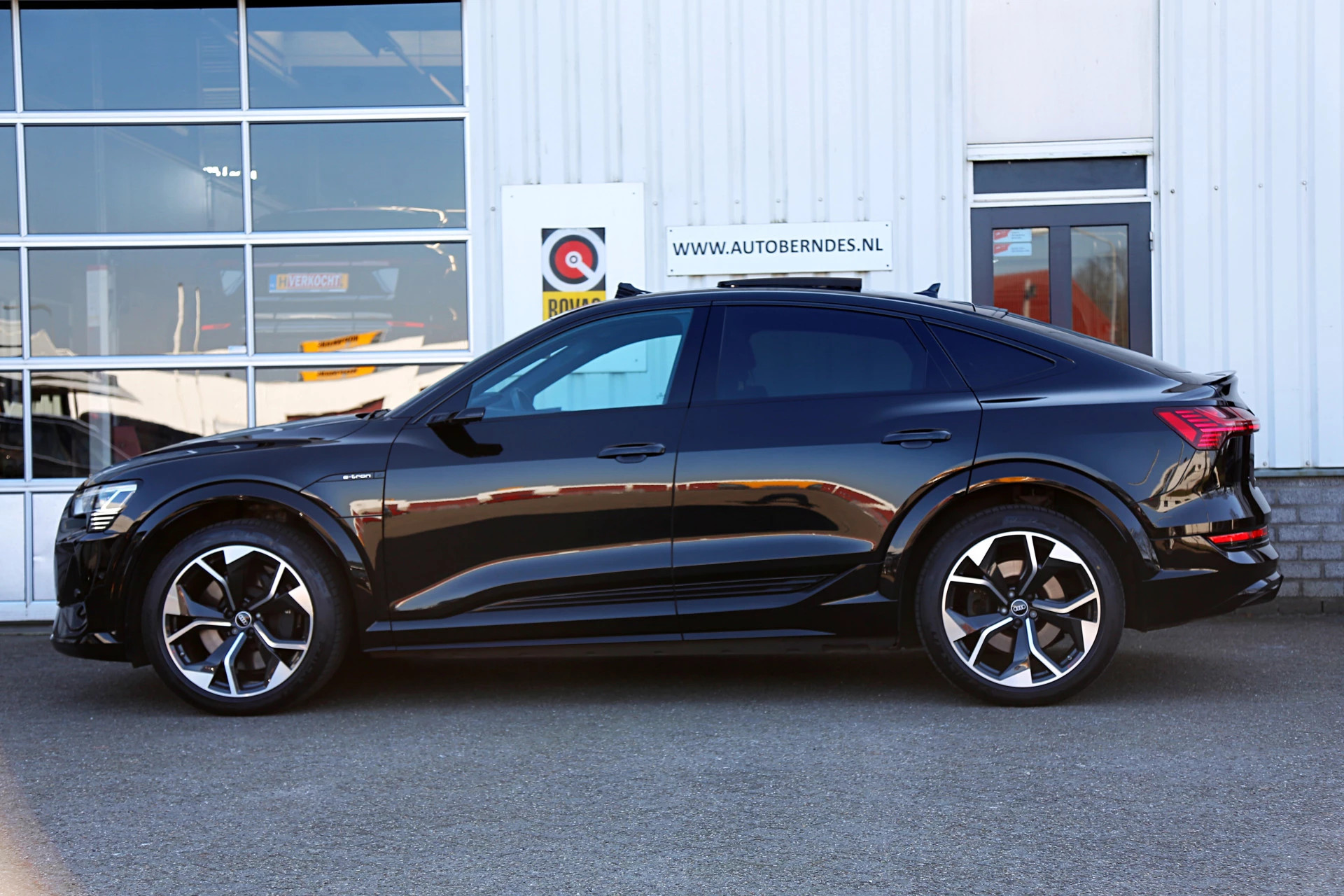 Hoofdafbeelding Audi e-tron