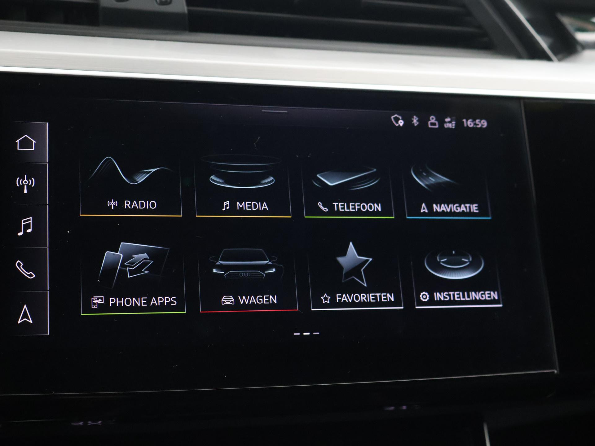 Hoofdafbeelding Audi Q8 e-tron