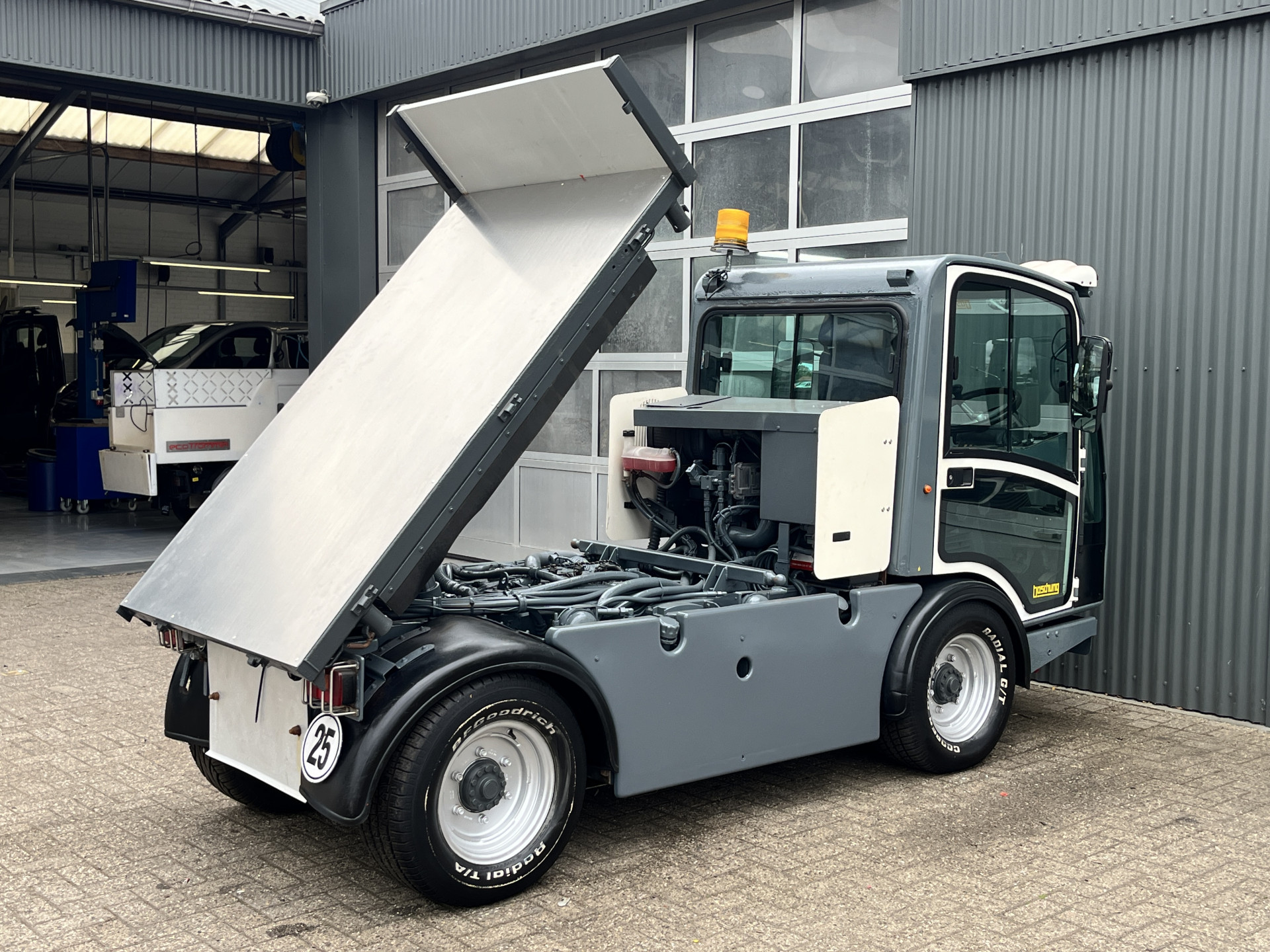 Hoofdafbeelding boschung P4T