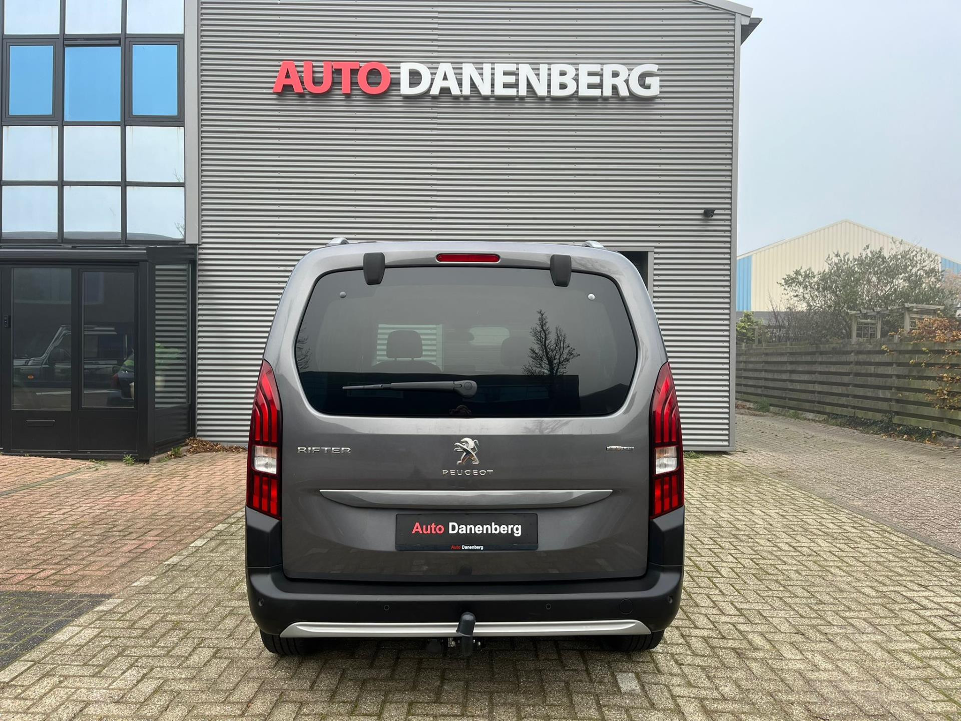 Hoofdafbeelding Peugeot Rifter