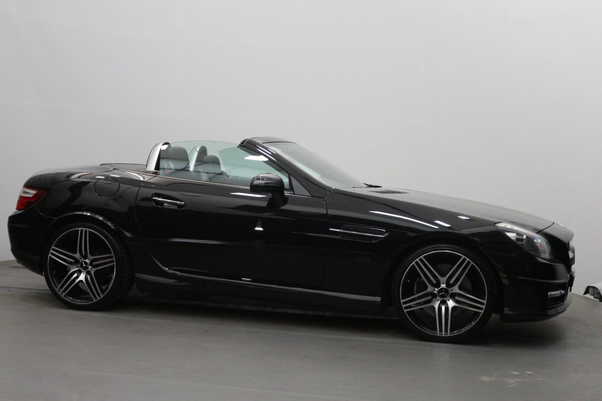Hoofdafbeelding Mercedes-Benz SLK