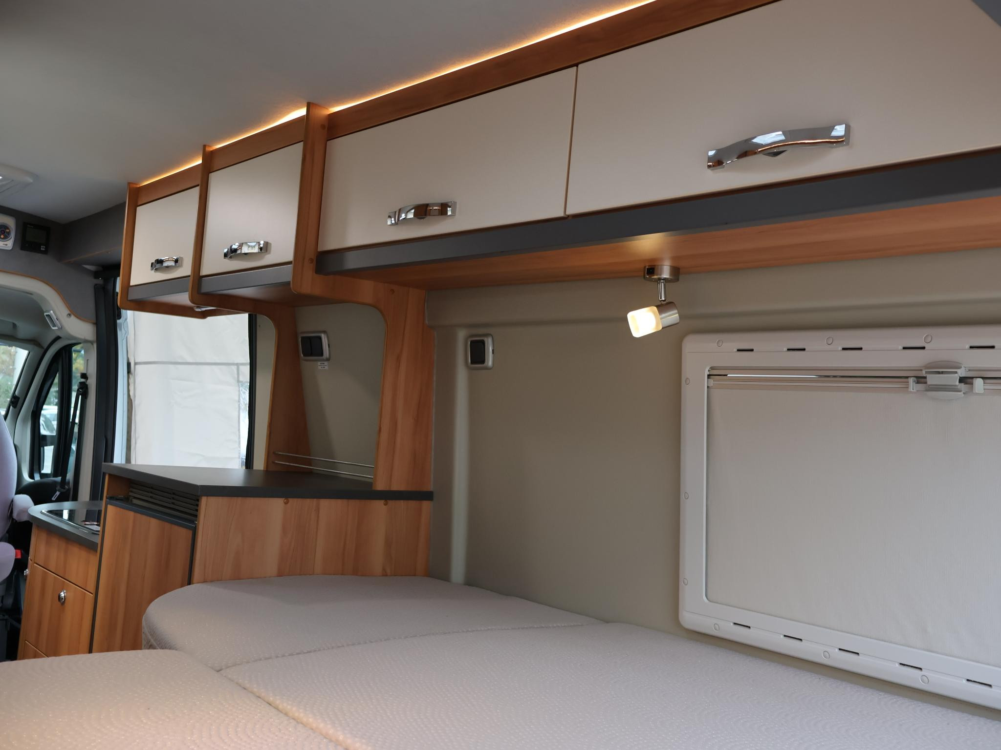 Hoofdafbeelding Pössl Summit 640