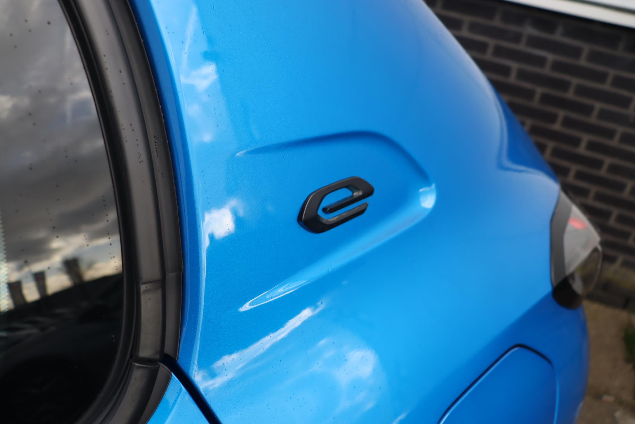 Hoofdafbeelding Peugeot e-208