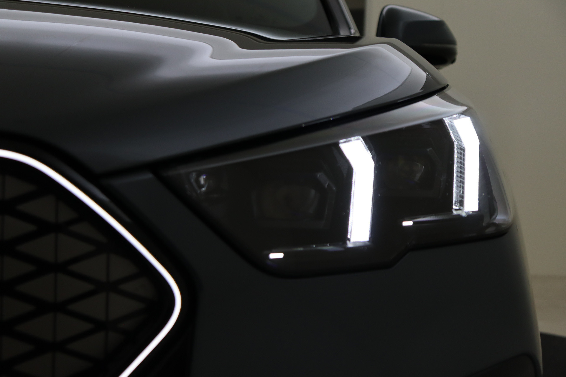 Hoofdafbeelding BMW iX2