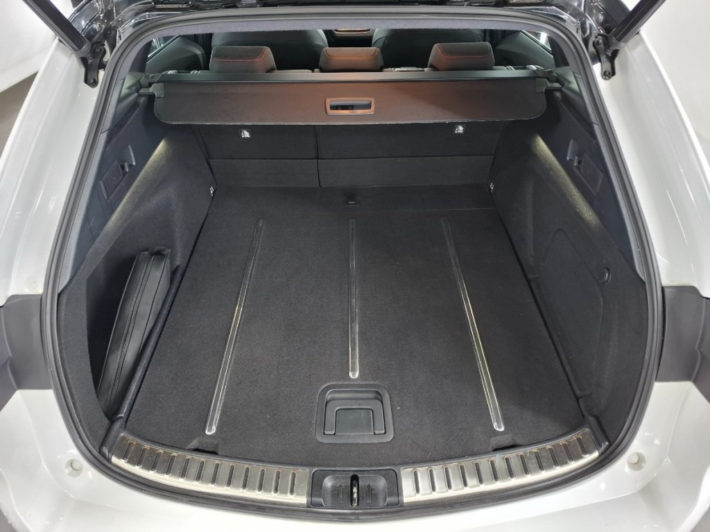 Hoofdafbeelding Toyota Corolla