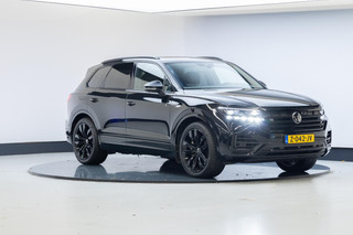 Hoofdafbeelding Volkswagen Touareg Volkswagen Touareg 3.0 TSi eHybrid 4MOTION R | 21 Inch | Nachtzicht | Trekhaak |