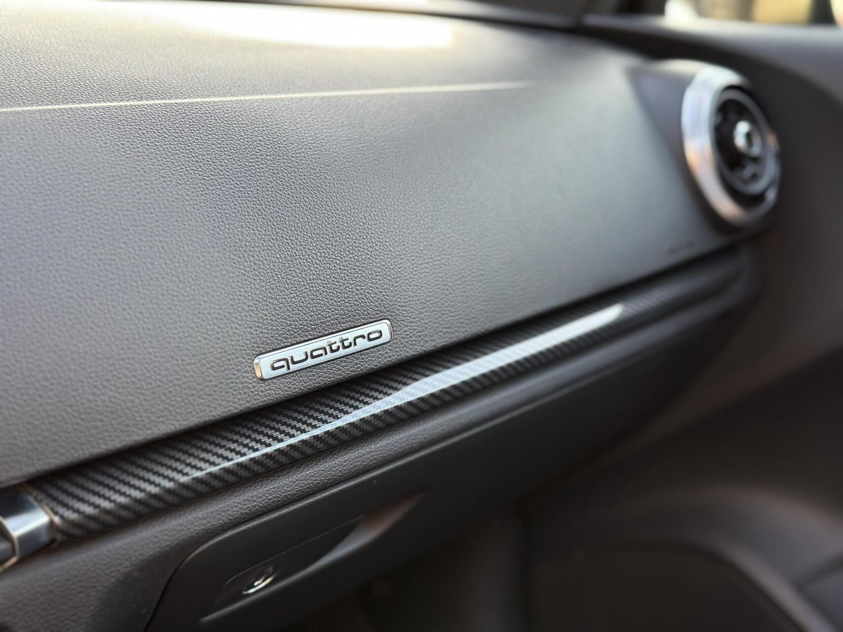 Hoofdafbeelding Audi S3