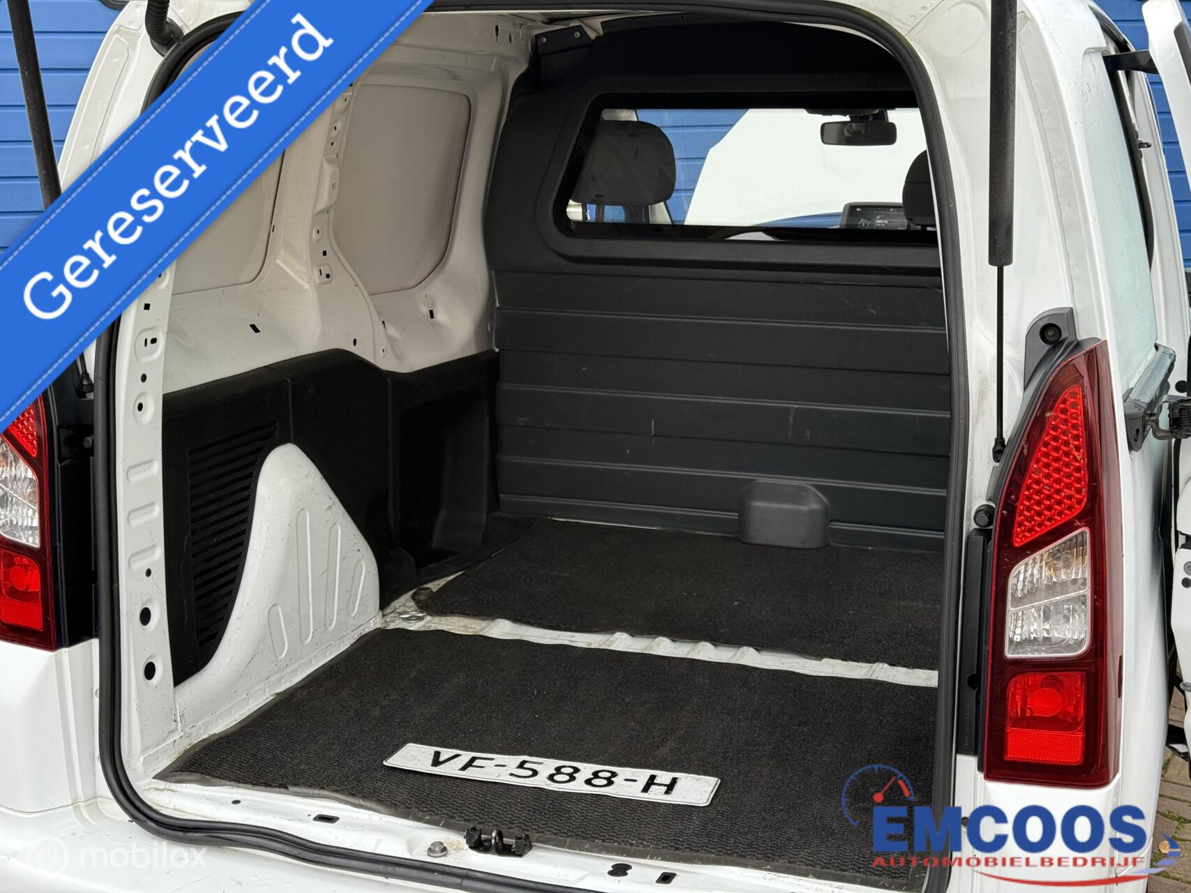 Hoofdafbeelding Peugeot Partner