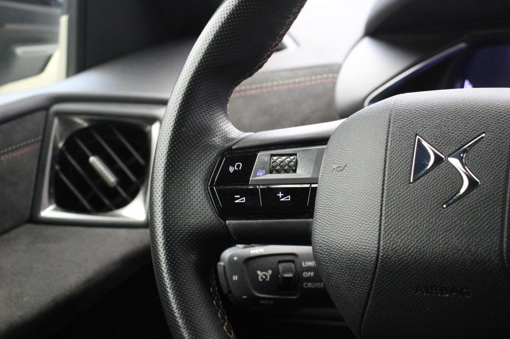 Hoofdafbeelding DS DS 3