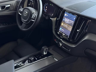 Volvo XC60 Volvo XC60 2.0 T6 350PK PHEV AWD PLUS DARK LONG RANGE PANO HARMAN-KARDON 360CAM ELEK.KLEP STUUR/STOEL VERW. Plug in Hybrid - afbeelding nr 37