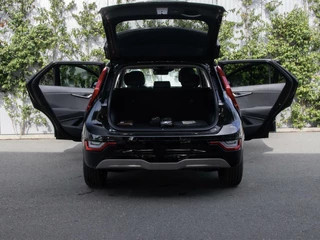 Kia Niro EV Kia Niro EV Air 64.8 kWh | Navigatie | Stoel- & Stuurverwarming! - afbeelding nr 36