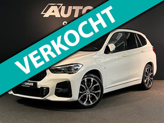 BMW X1 XDrive25e High Executive Edition M Pano/ Memoryseat/ Leder/ H&K/ ACC/ Camera/ Trekhaak/ HeadUp