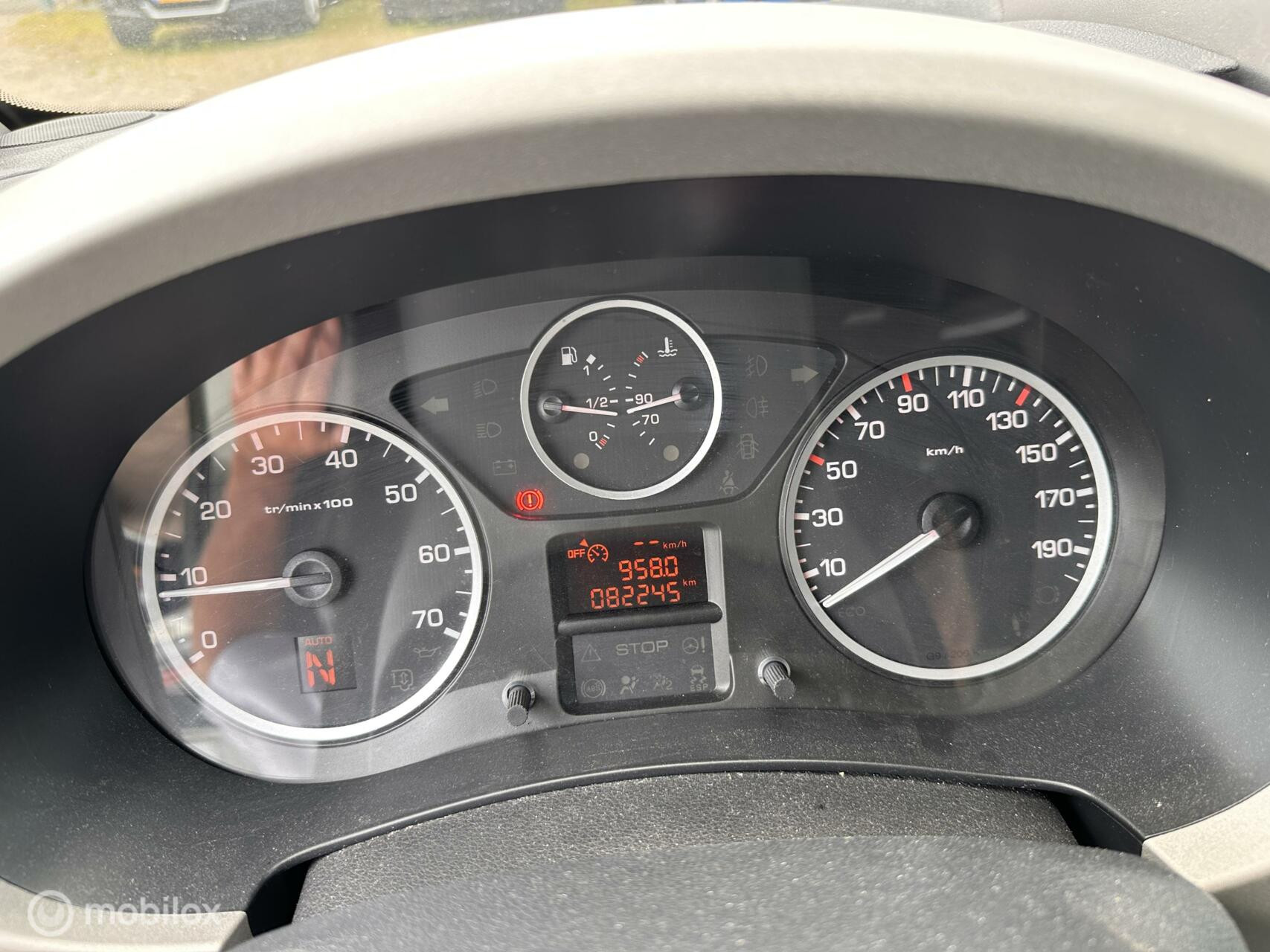 Hoofdafbeelding Peugeot Partner