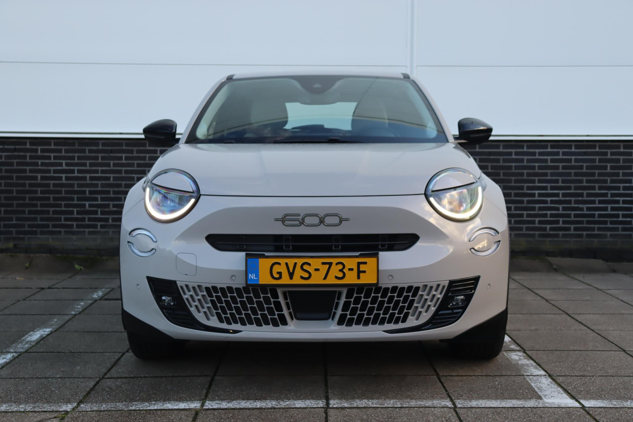 Hoofdafbeelding Fiat 600