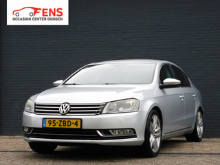 Volkswagen Passat 1.8 TSI Highline NAVI! STOELVERWARMING! LEER! CRUISE! TREKHAAK! LM VELGEN!