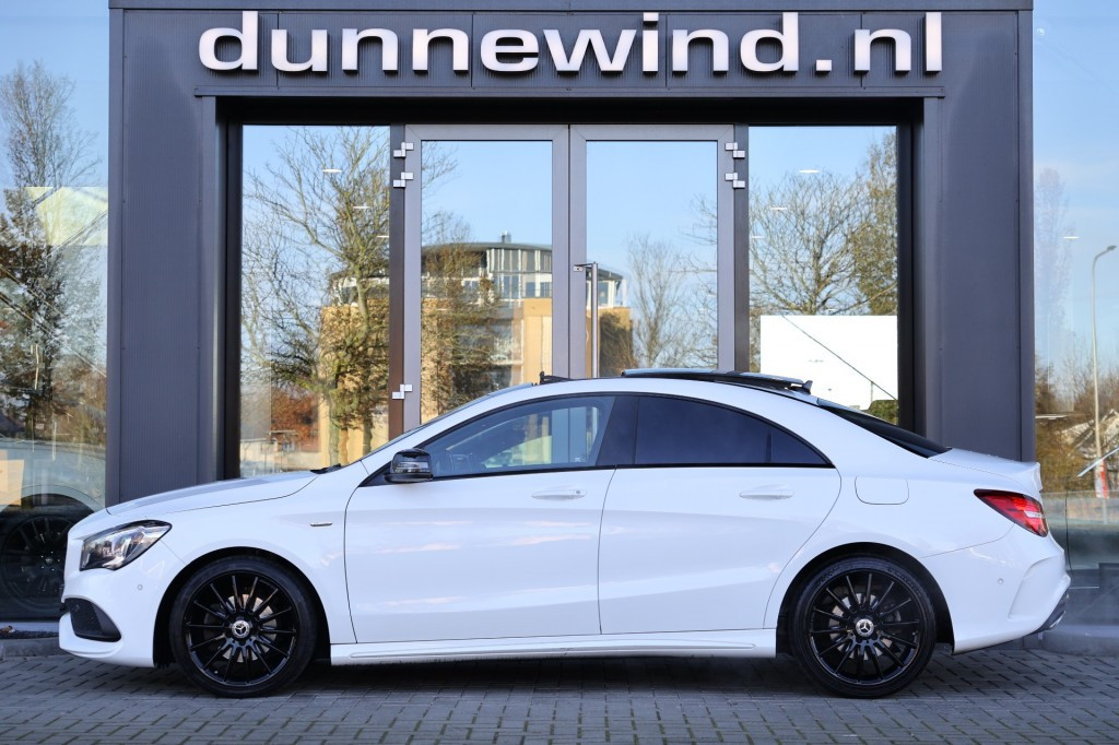 Hoofdafbeelding Mercedes-Benz CLA