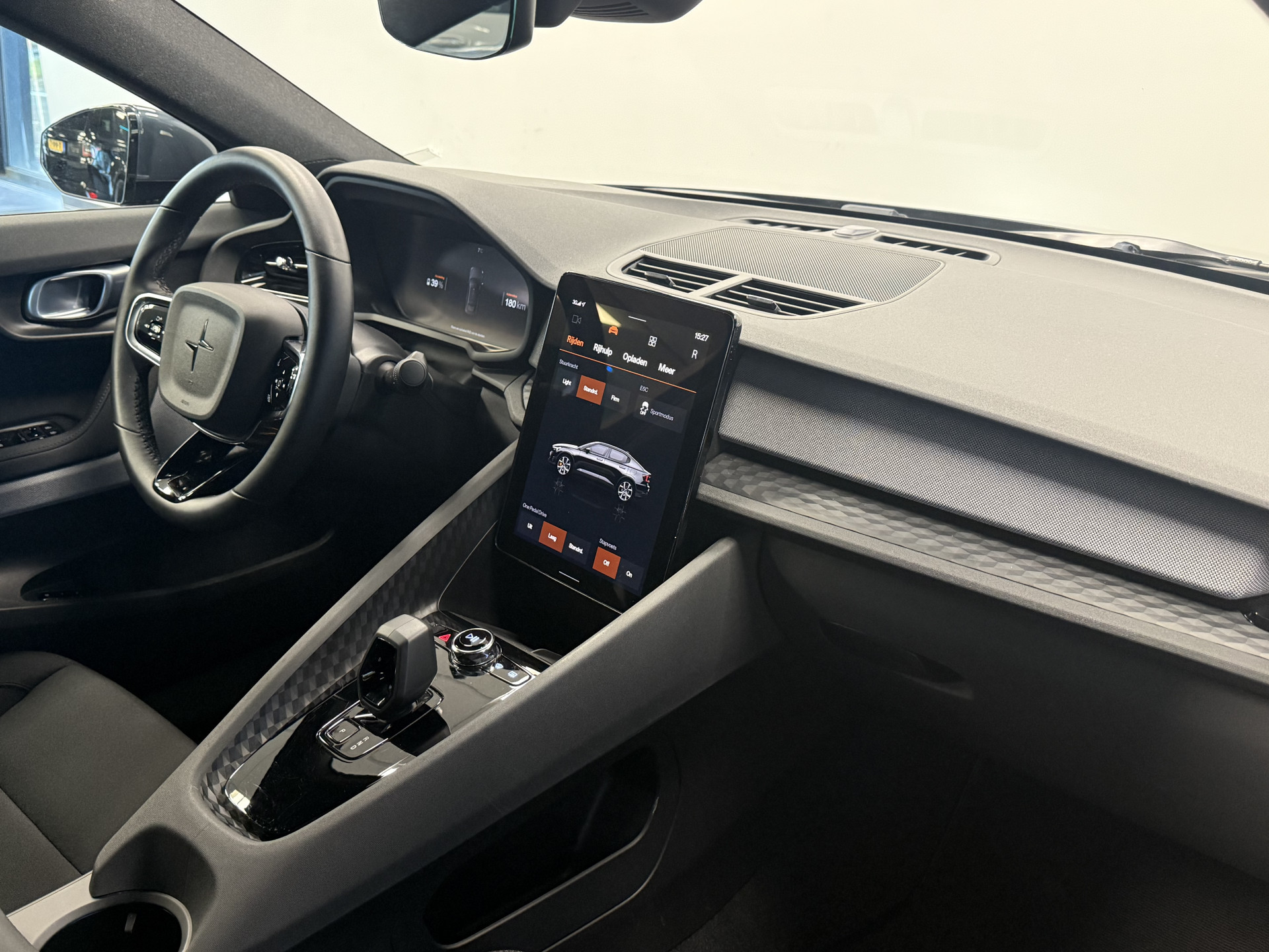 Hoofdafbeelding Polestar 2