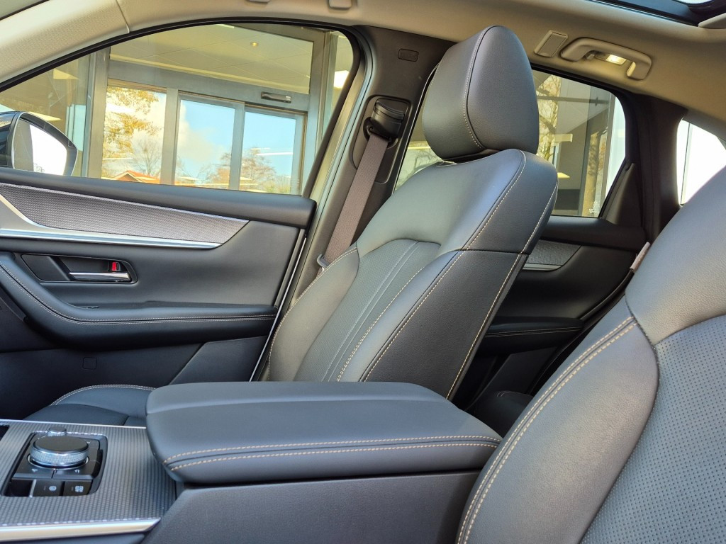 Hoofdafbeelding Mazda CX-60