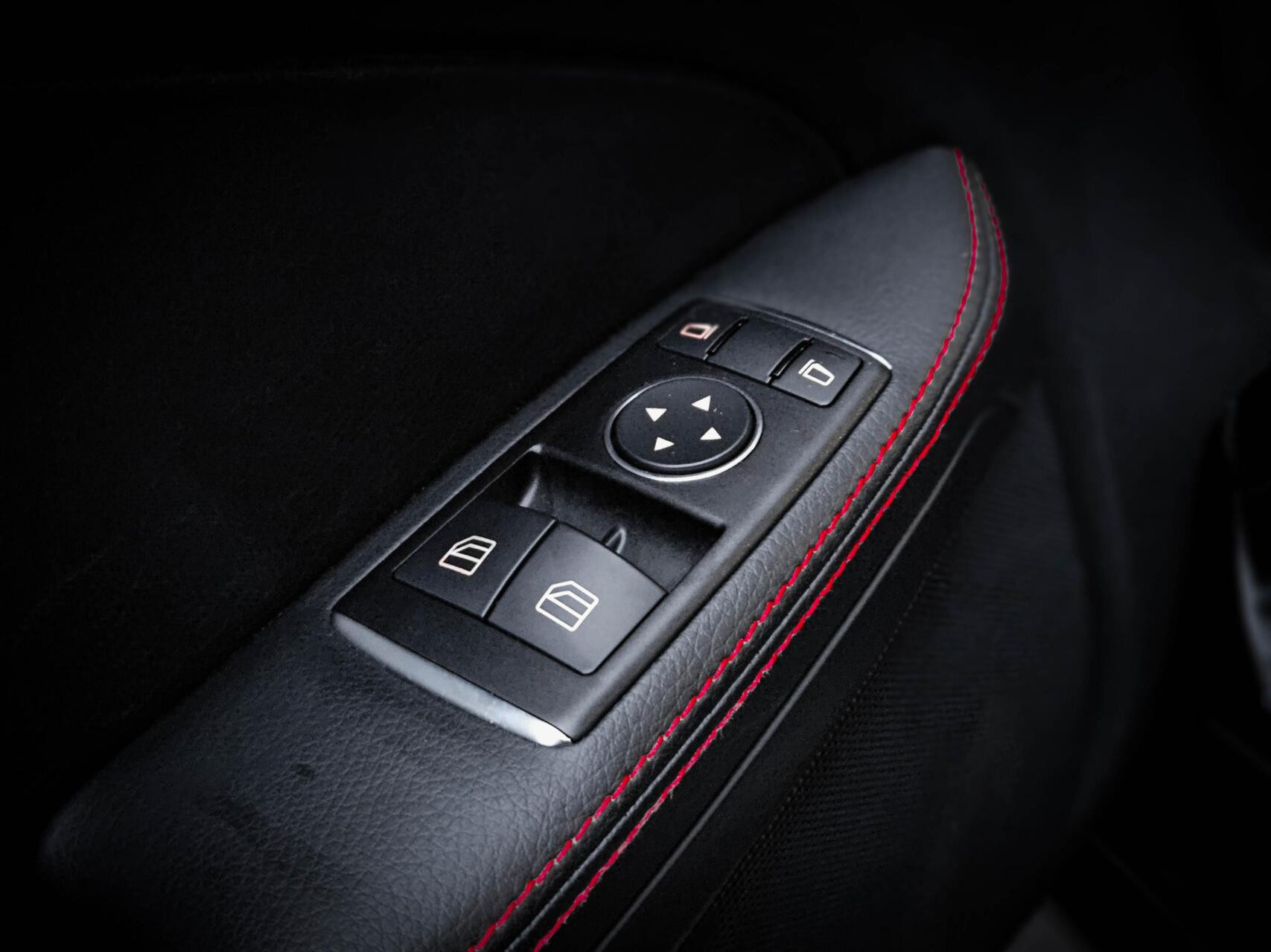 Hoofdafbeelding Mercedes-Benz SLK