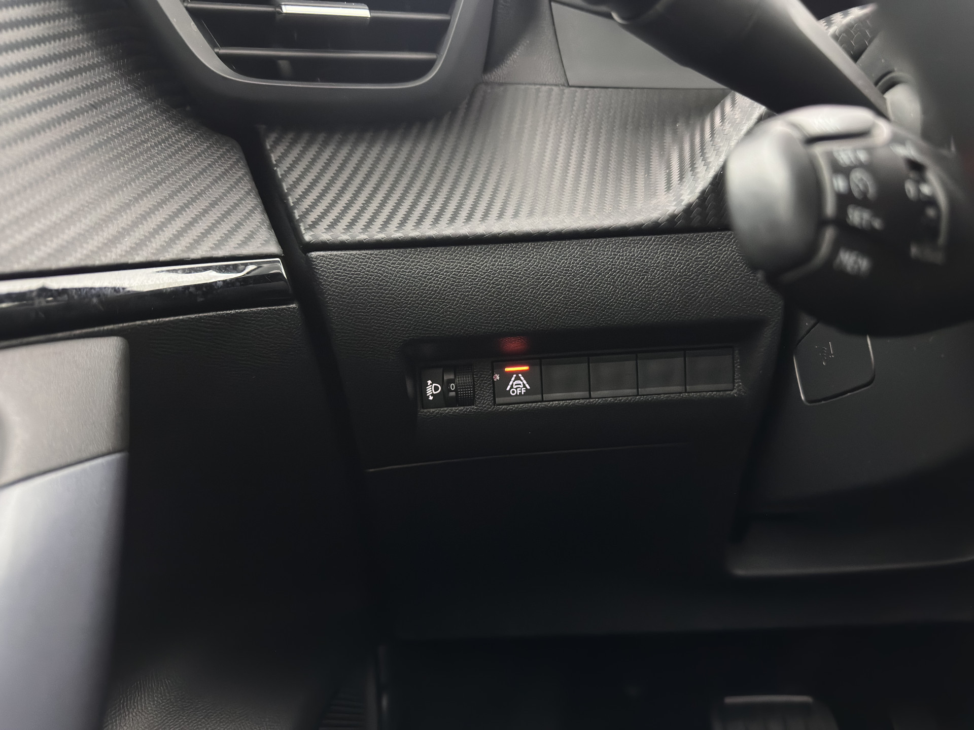 Hoofdafbeelding Peugeot e-2008