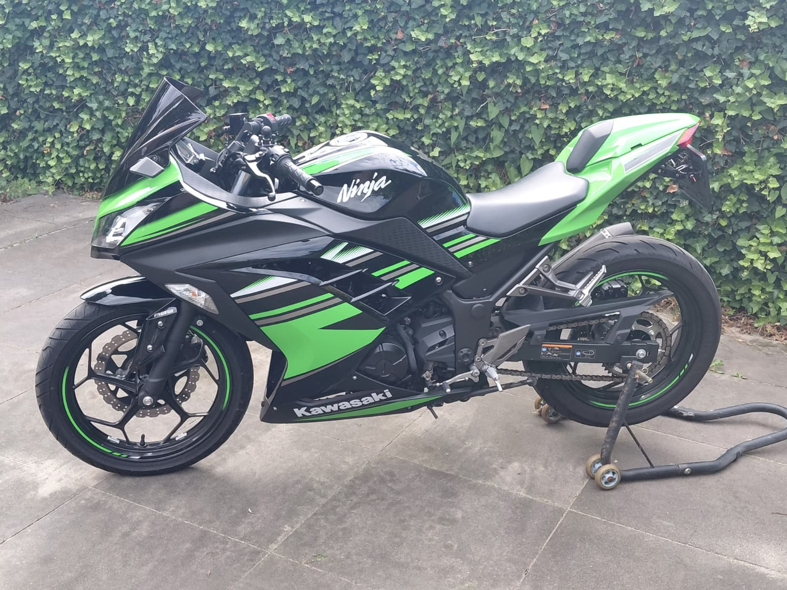 Hoofdafbeelding Kawasaki Ninja 300