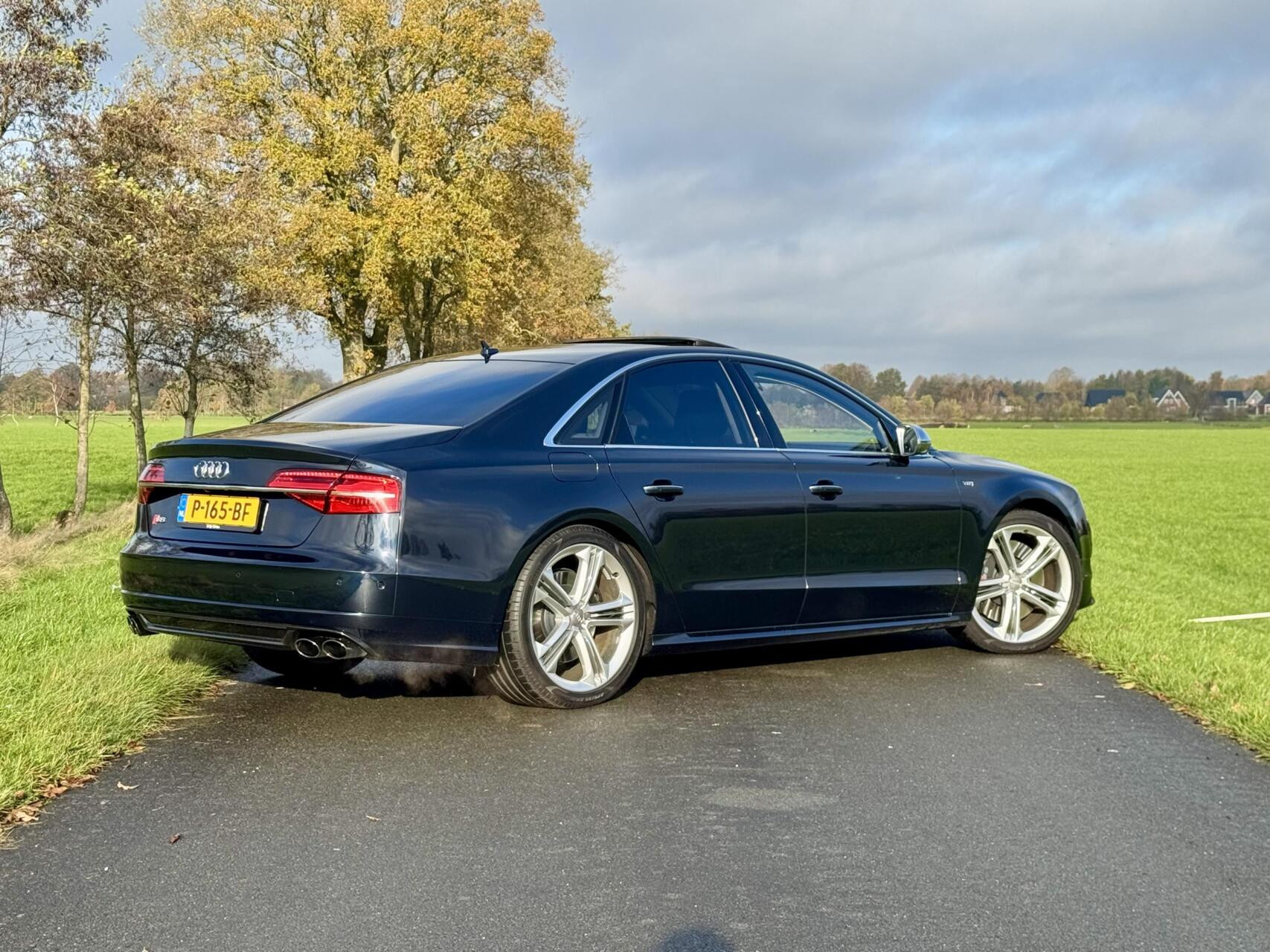 Hoofdafbeelding Audi S8