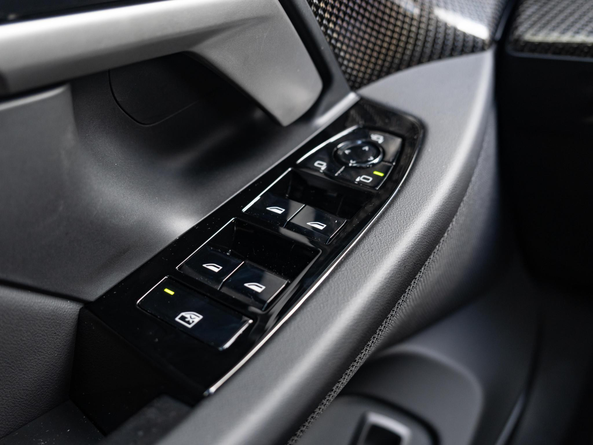 Hoofdafbeelding BMW i5