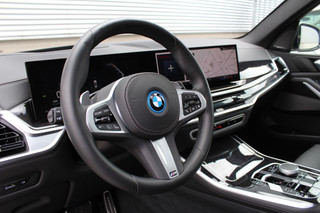 BMW X5 BMW X5 xDrive50e M-Sport | Panoramadak | H&K | Trekhaak | Comfortstoelen | Luchtvering | Glow - afbeelding nr 4