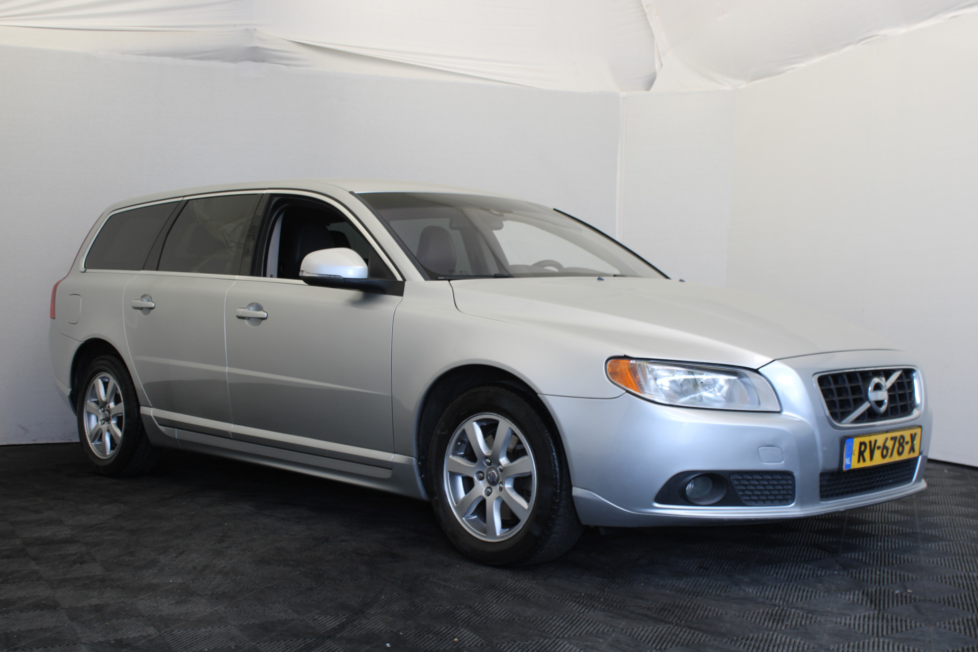 Hoofdafbeelding Volvo V70