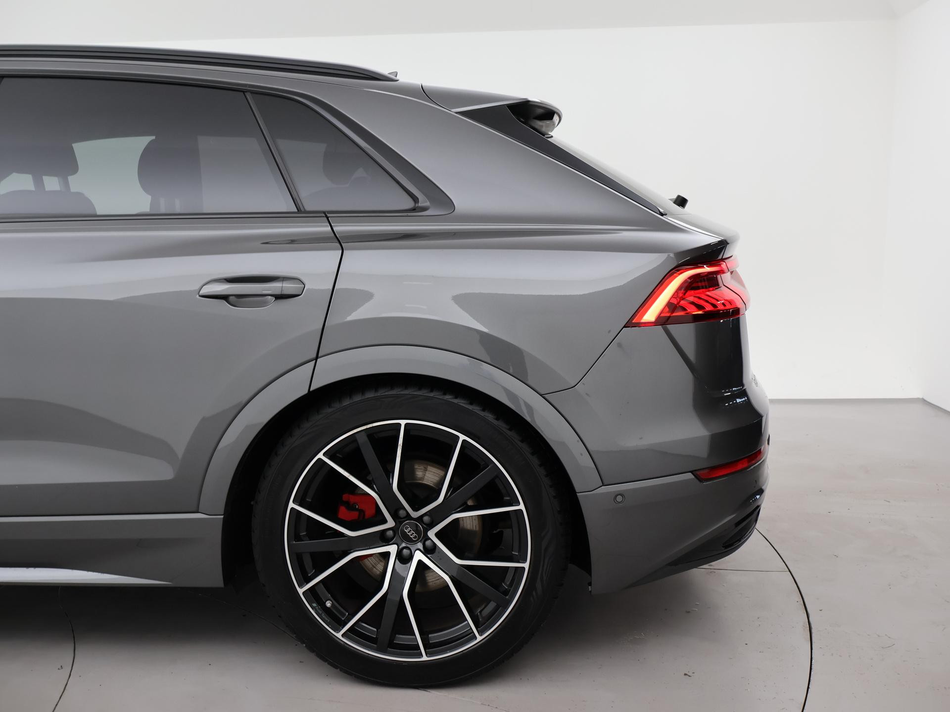 Hoofdafbeelding Audi Q8