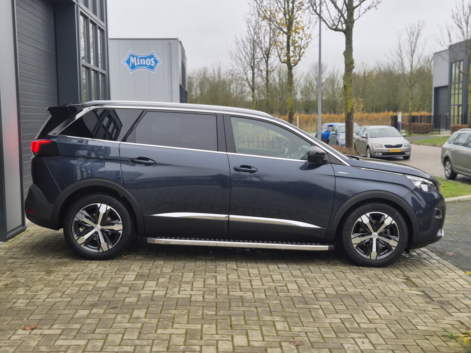 Hoofdafbeelding Peugeot 5008