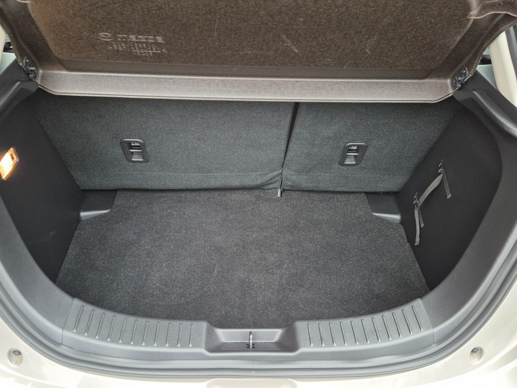 Hoofdafbeelding Mazda 2