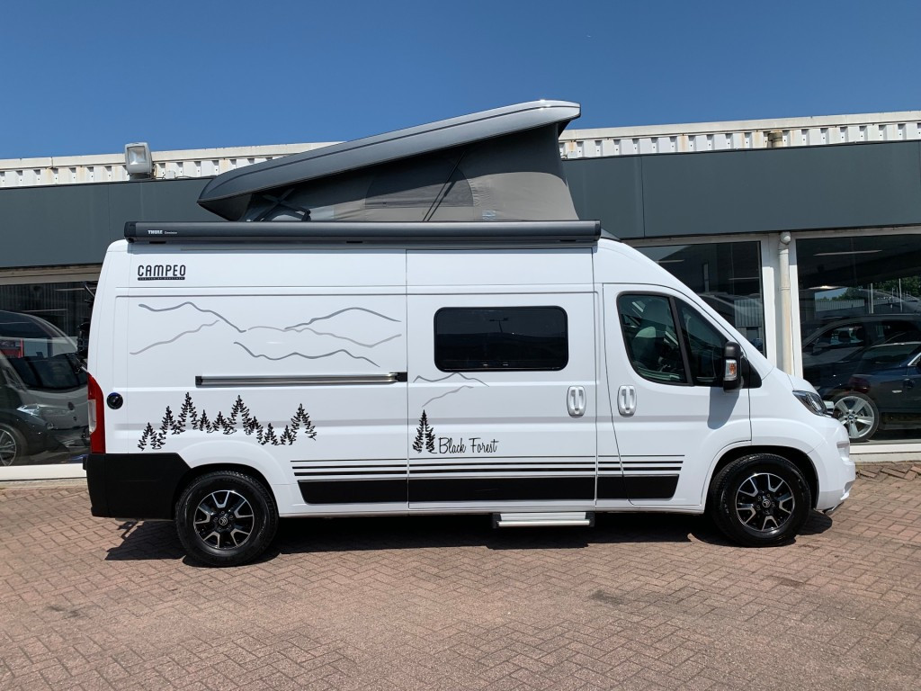 Hoofdafbeelding Bürstner Campeo 600 Airco Cruise