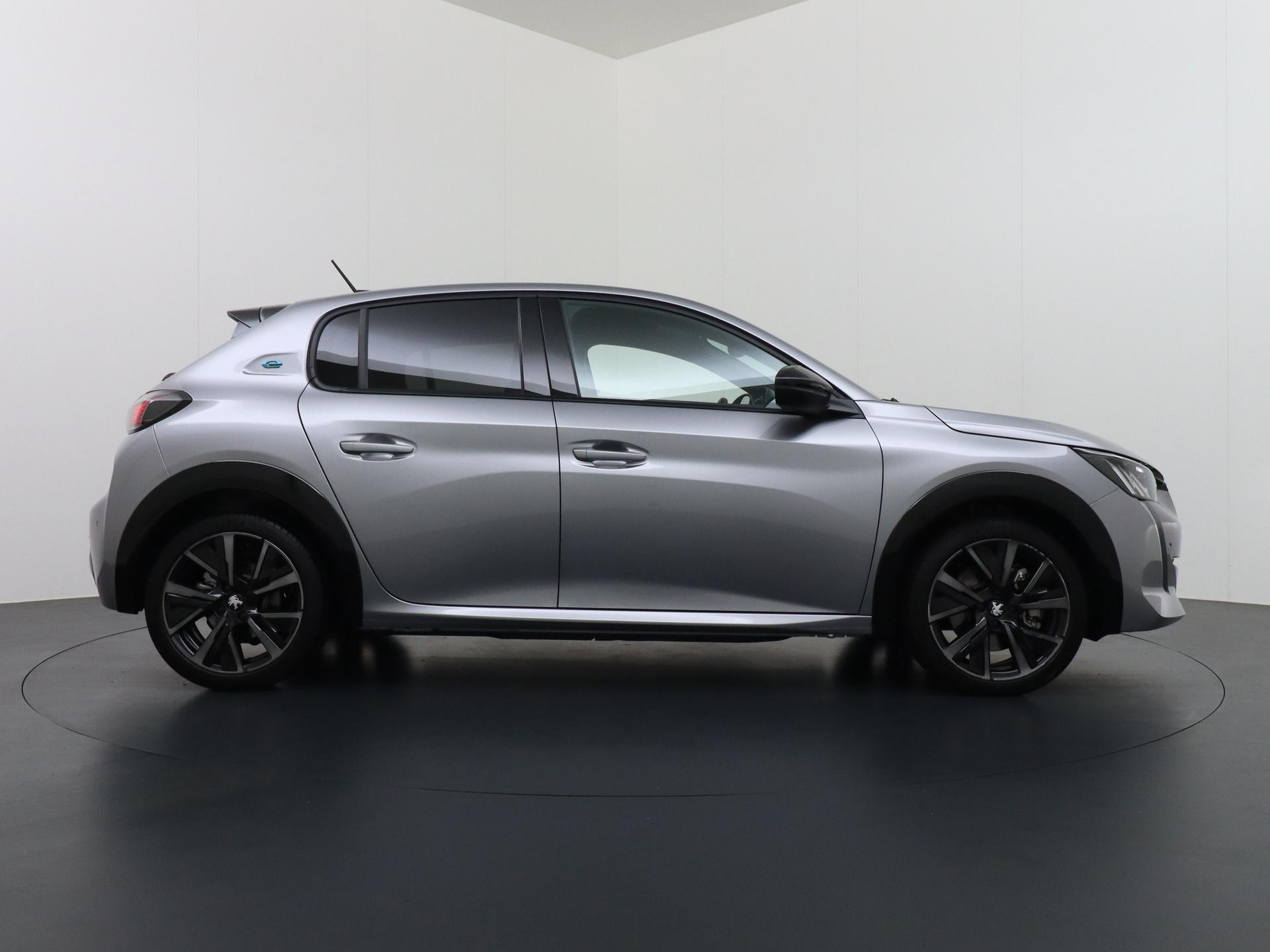Hoofdafbeelding Peugeot e-208