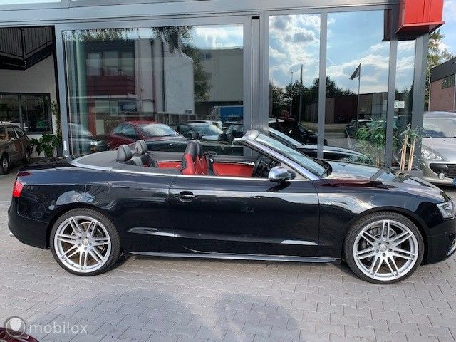 Hoofdafbeelding Audi S5