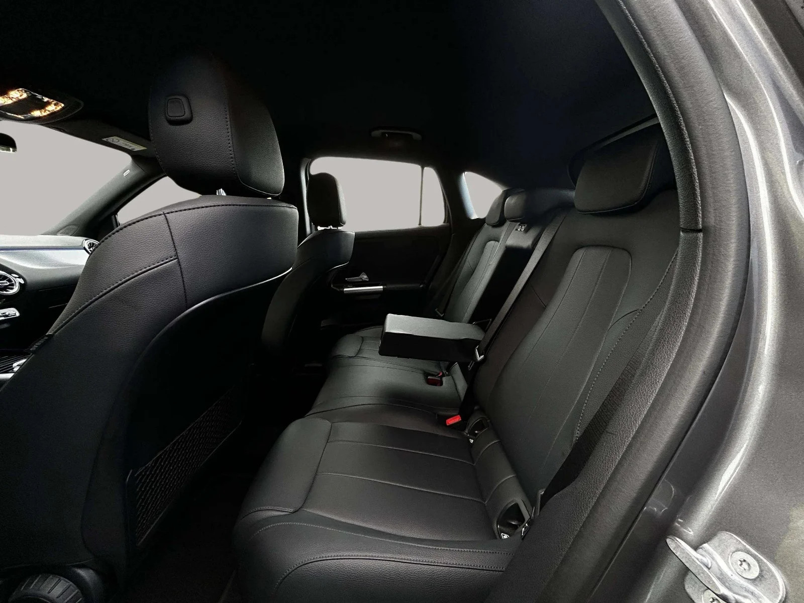 Mercedes-Benz-EQA-image-13