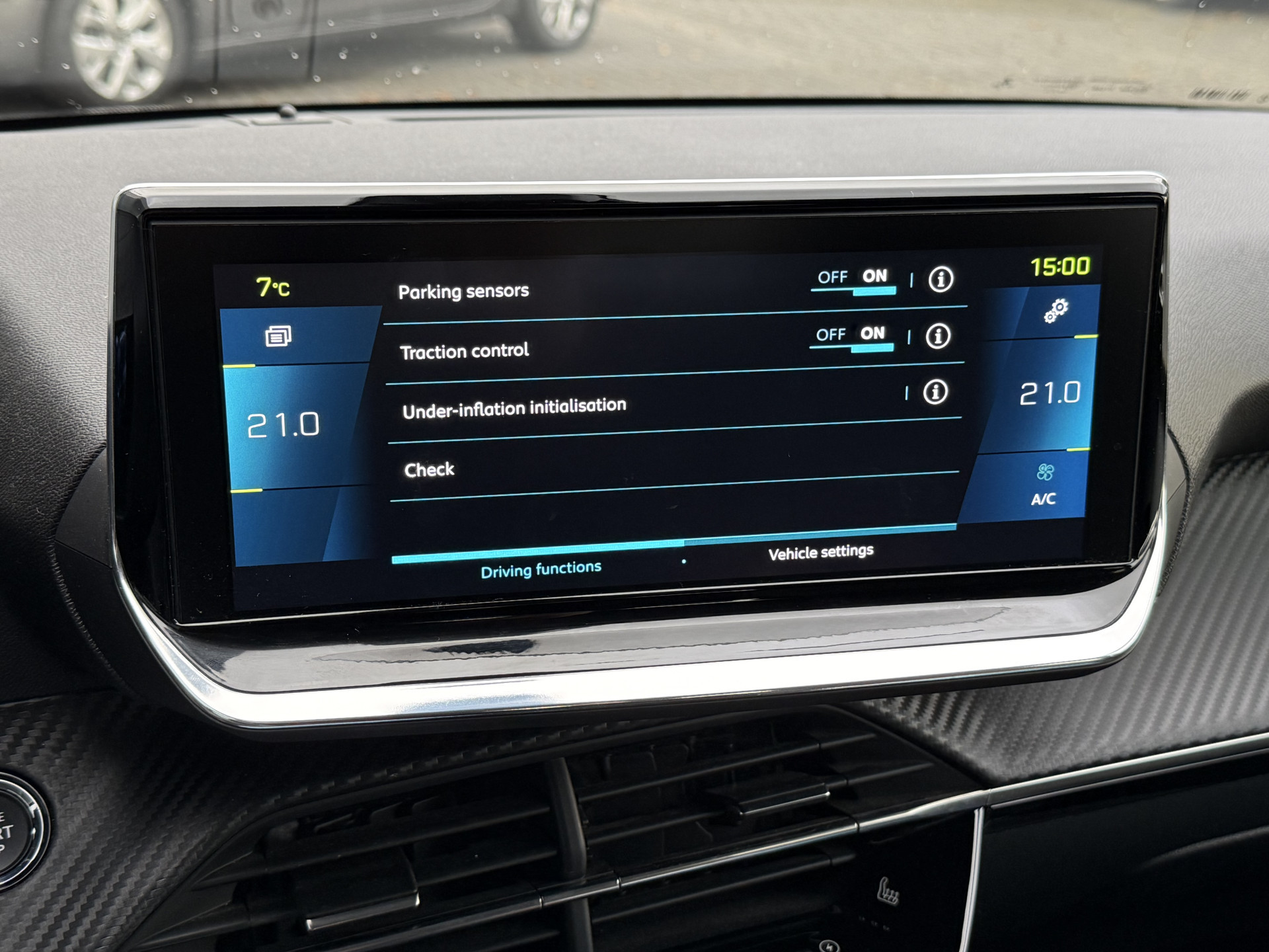 Hoofdafbeelding Peugeot e-208