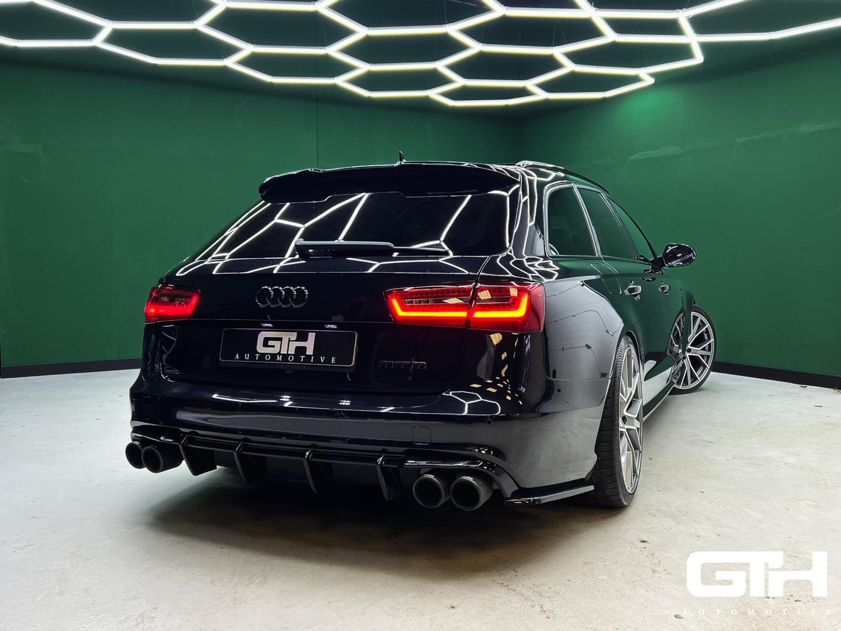 Hoofdafbeelding Audi S6