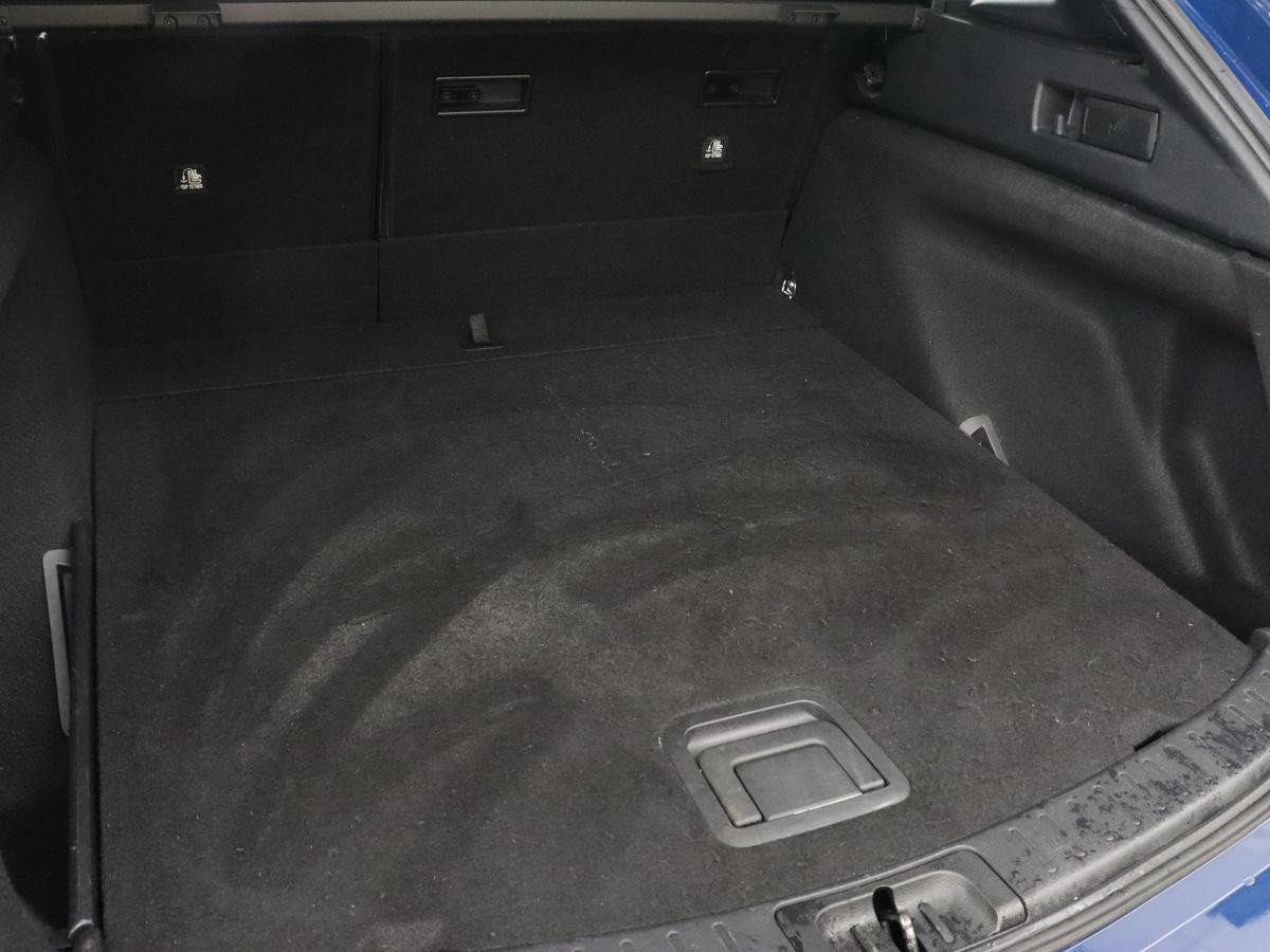 Hoofdafbeelding Toyota Corolla