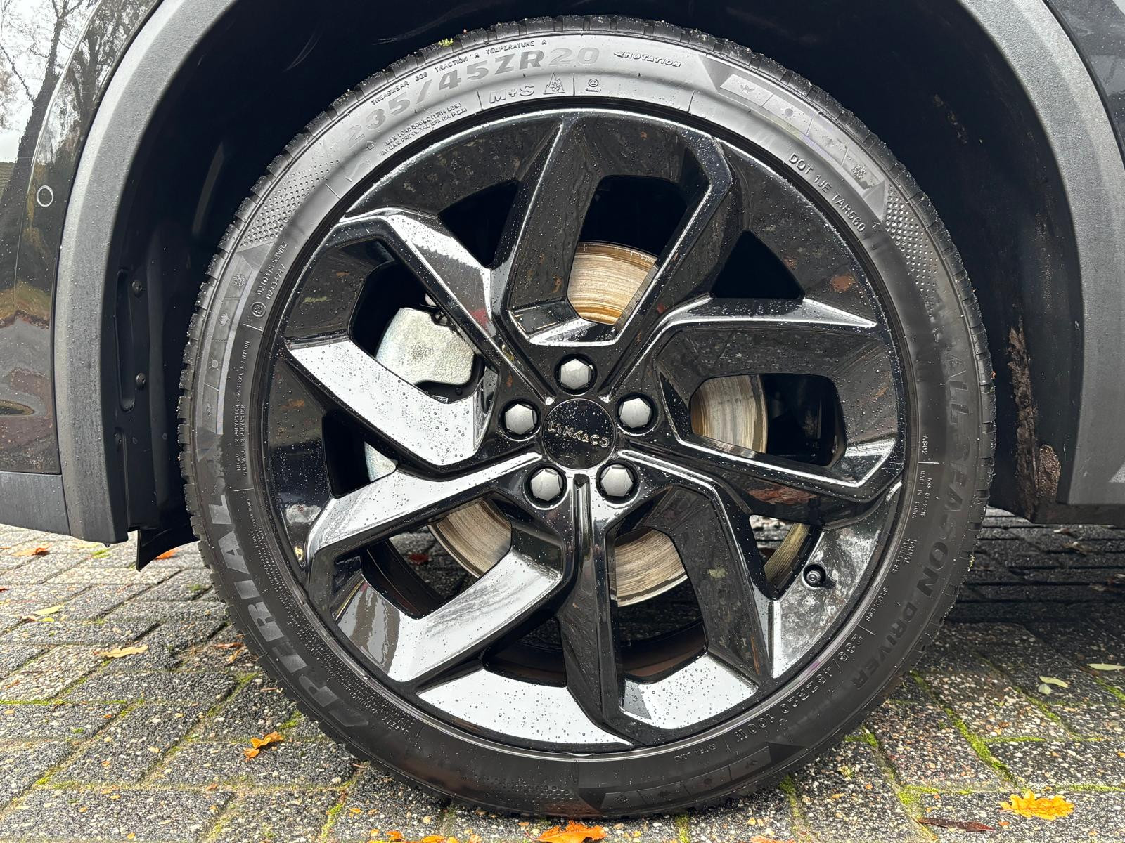 Hoofdafbeelding Lynk & Co 01