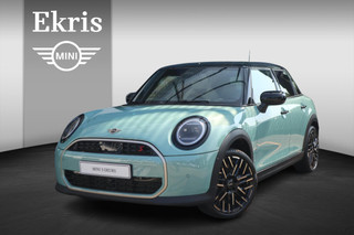 Hoofdafbeelding MINI 5-deurs Mini Mini 2.0 Cooper S Favoured M | Panoramadak | Head-Up Display | JCW sportstoelen