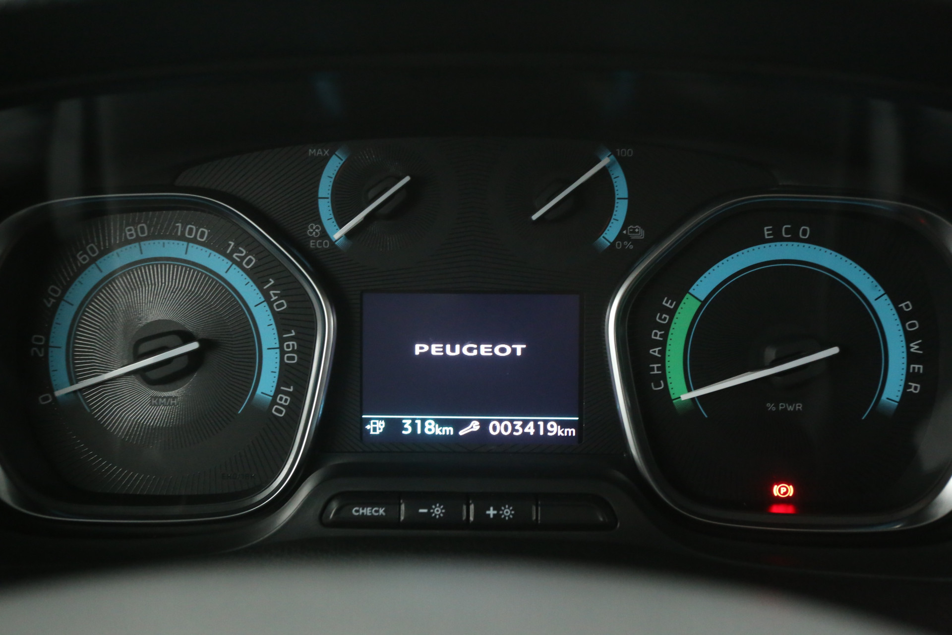 Hoofdafbeelding Peugeot e-Expert