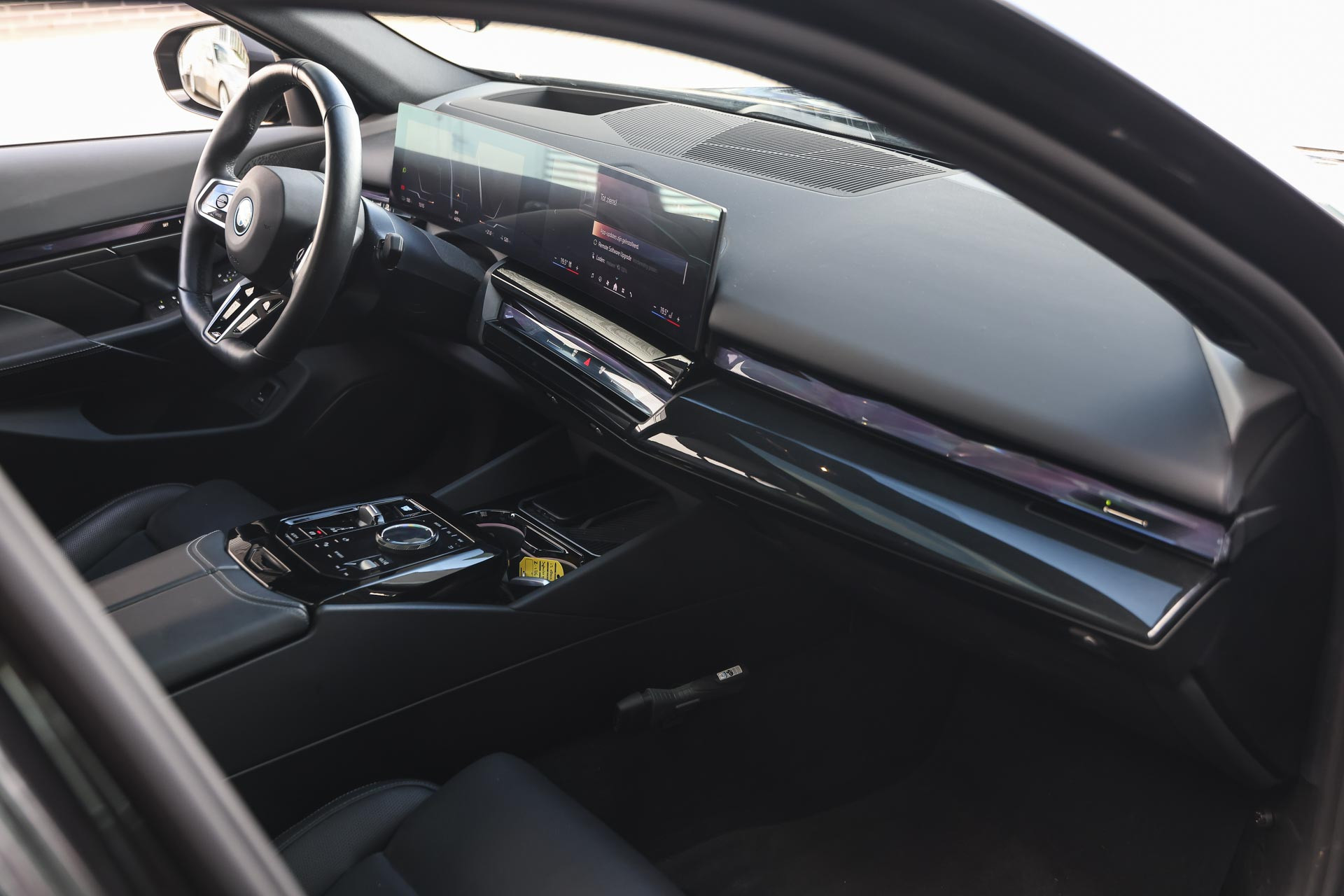 Hoofdafbeelding BMW i5