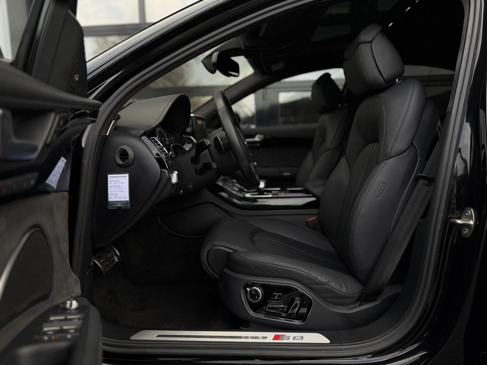 Hoofdafbeelding Audi S8