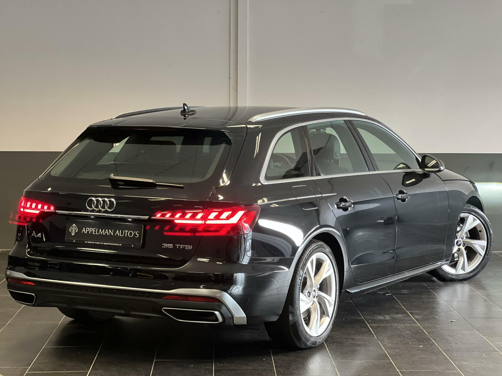 Hoofdafbeelding Audi A4