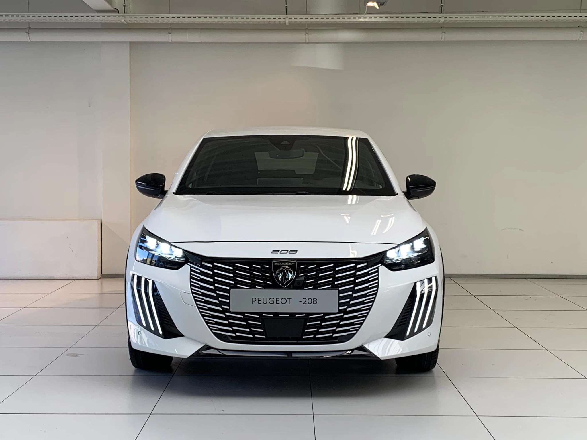 Hoofdafbeelding Peugeot e-208