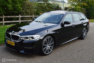 BMW 5-serie 540d xDrive M-Sport / Panorama / 360c / HUD /