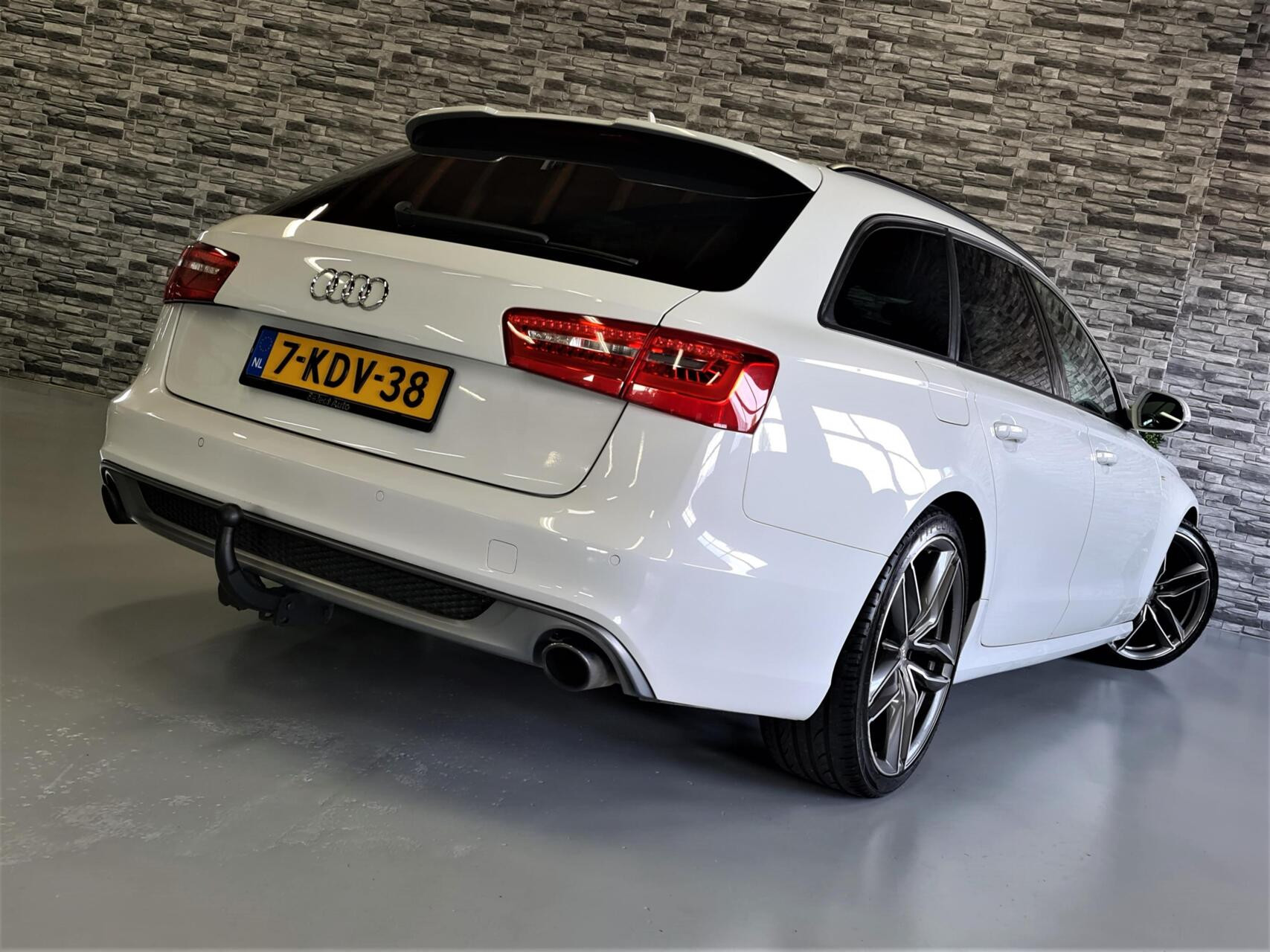 Hoofdafbeelding Audi A6