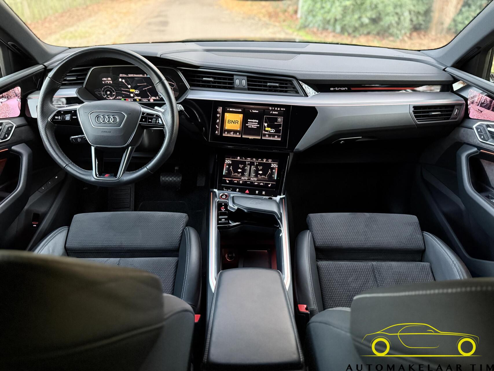 Hoofdafbeelding Audi e-tron